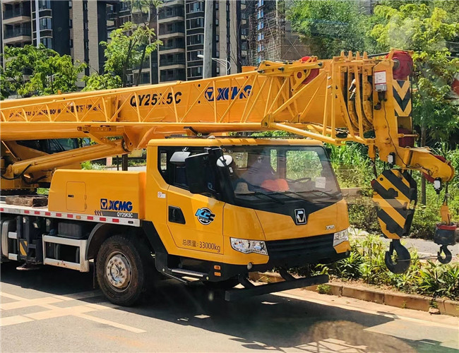 铁力市大件设备吊装租赁吊车