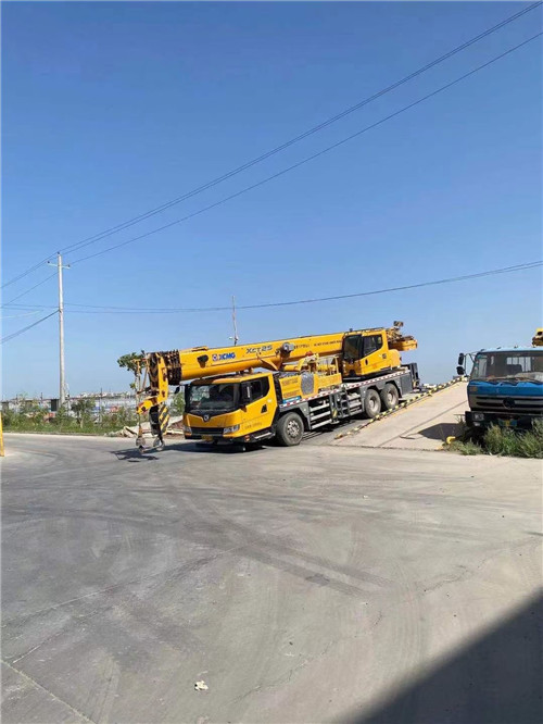 铁力市吊车作业时，可能会产生哪些额外收费项目？