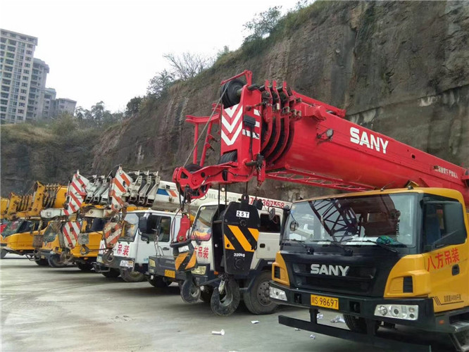 铁力市吊车出租按什么计费？台班费、单次费、里程费怎么算？